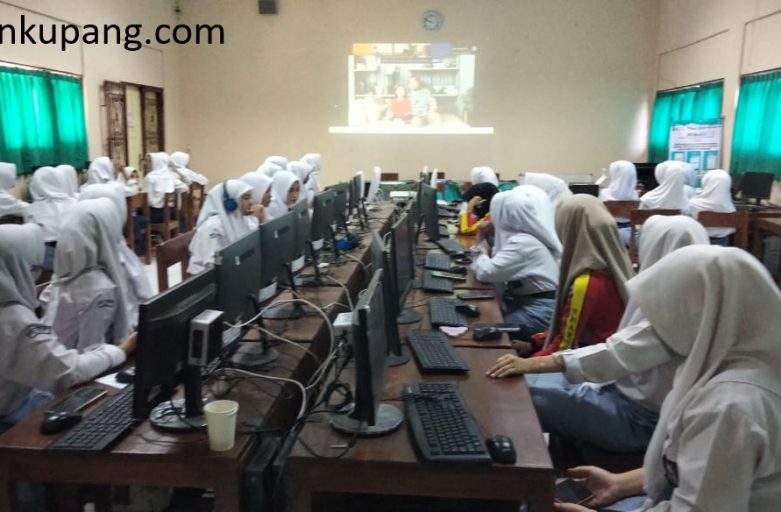 Dari Meja Kelas ke Dunia Nyata